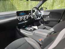 Mercedes-Benz A Class A250e AMG Line Night Edition - U150864
