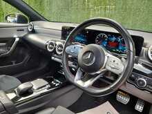 Mercedes-Benz A Class A250e AMG Line Night Edition - U150864