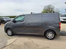 Vauxhall Vivaro Turbo D 2700 Sportive - U150889