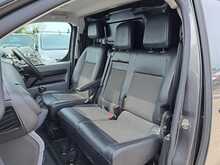 Vauxhall Vivaro Turbo D 2700 Sportive - U150889