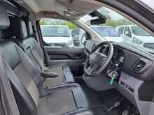 Vauxhall Vivaro Turbo D 2700 Sportive - U150889
