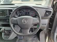 Vauxhall Vivaro Turbo D 2700 Sportive - U150889