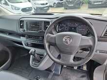 Vauxhall Vivaro Turbo D 2700 Sportive - U150889