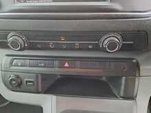 Vauxhall Vivaro Turbo D 2700 Sportive - U150890