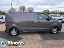 Vauxhall Vivaro Turbo D 2700 Sportive - U150890