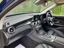 Mercedes-Benz GLC GLC220d Sport - U150903