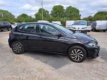 Volkswagen Polo TSI Life - U150911