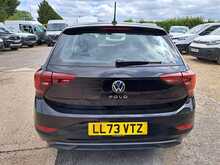 Volkswagen Polo TSI Life - U150911