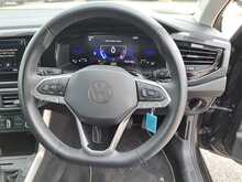 Volkswagen Polo TSI Life - U150911