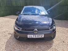 Volkswagen Polo TSI Life - U150911