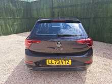 Volkswagen Polo TSI Life - U150911