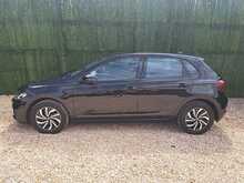 Volkswagen Polo TSI Life - U150911