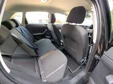 Volkswagen Polo TSI Life - U150911