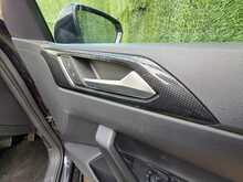 Volkswagen Polo TSI Life - U150911