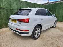 Audi Q3 TFSI CoD S line Edition - U150915