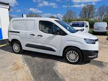 Toyota PROACE CITY BlueHDi Icon - U150921