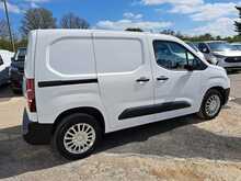 Toyota PROACE CITY BlueHDi Icon - U150921