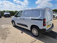 Toyota PROACE CITY BlueHDi Icon - U150921