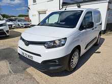 Toyota PROACE CITY BlueHDi Icon - U150921