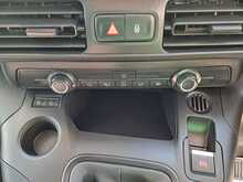 Toyota PROACE CITY BlueHDi Icon - U150921