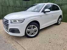 Audi Q5 TFSI S line - U150934
