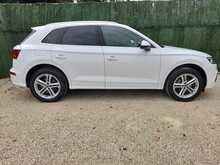 Audi Q5 TFSI S line - U150934