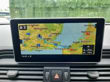 Audi Q5 TFSI S line - U150934