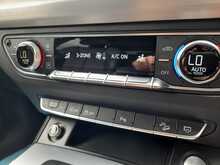 Audi Q5 TFSI S line - U150934