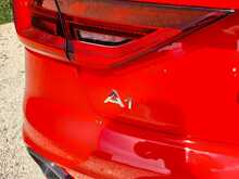 Audi A1 TFSI S line - U150935