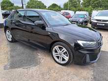 Audi A1 TFSI S line - U150939