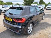 Audi A1 TFSI S line - U150939