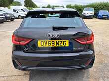 Audi A1 TFSI S line - U150939