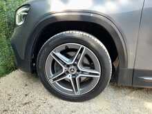 Mercedes-Benz GLB GLB200 AMG Line - U150940