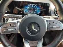 Mercedes-Benz GLB GLB200 AMG Line - U150940