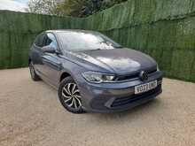 Volkswagen Polo TSI Life - U150944
