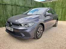 Volkswagen Polo TSI Life - U150944