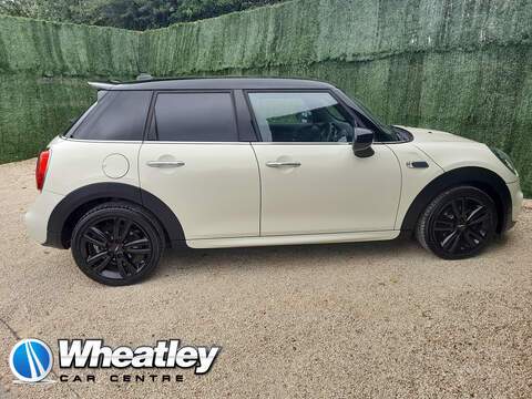 MINI COOPER SPORT DAB RADIO MODEL YEAR 2020 MILEAGE 20,639 MLS ENGINE SIZE 1.5...