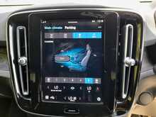 Volvo XC40 Core - U150952