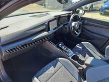 Volkswagen Golf eTSI MHEV R-Line - U150959