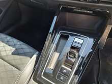 Volkswagen Golf eTSI MHEV R-Line - U150959