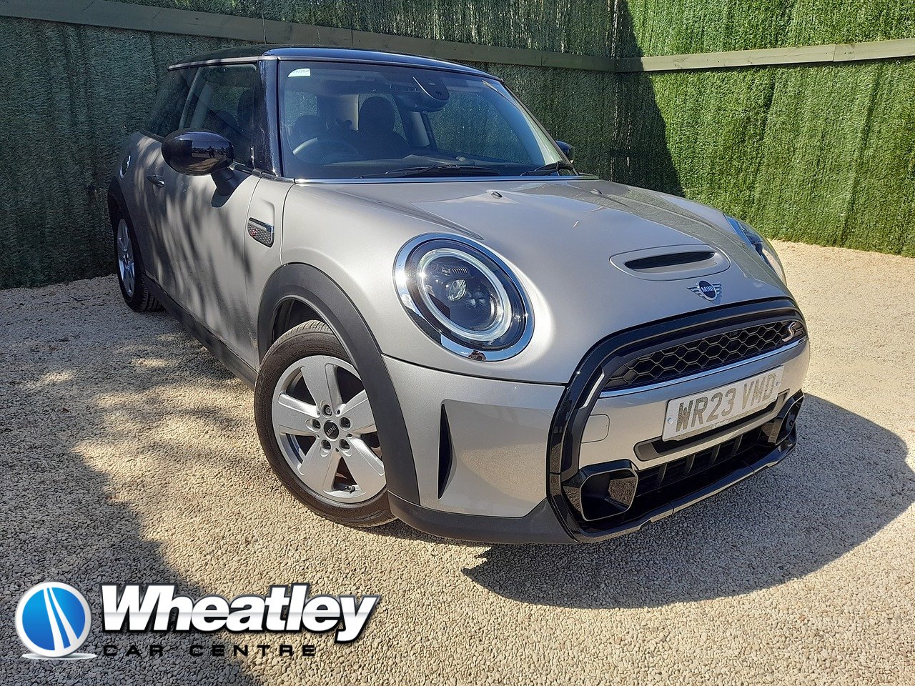 Mini Hatch 2023