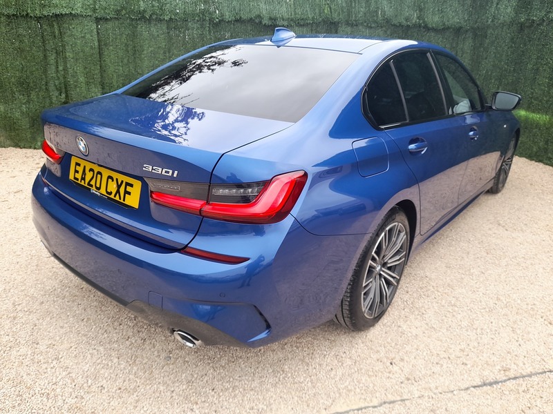 BMW 3 Series 330i M Sport - U150966