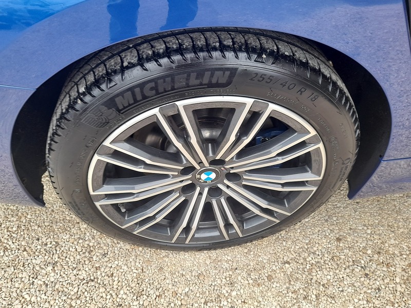 BMW 3 Series 330i M Sport - U150966