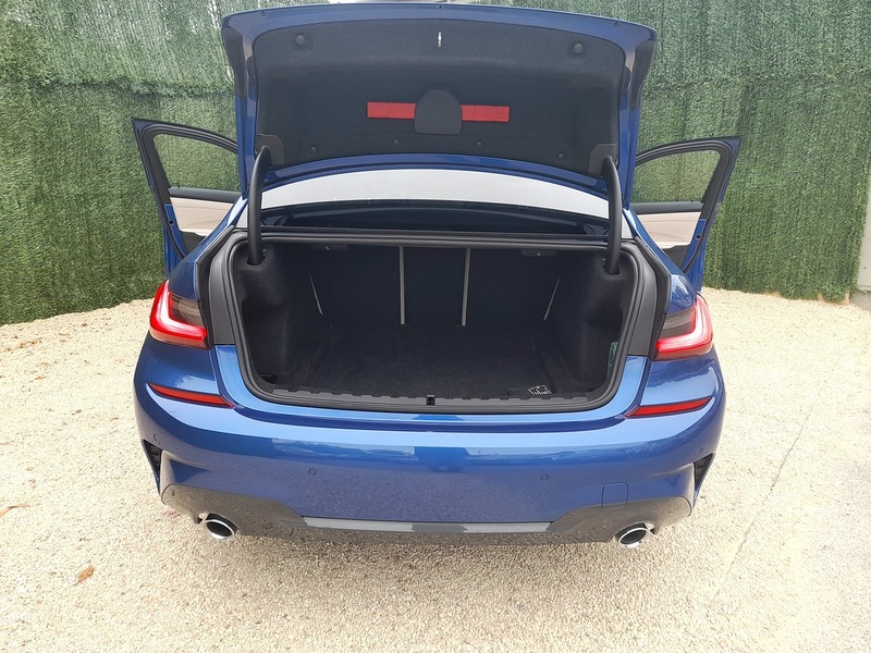 BMW 3 Series 330i M Sport - U150966