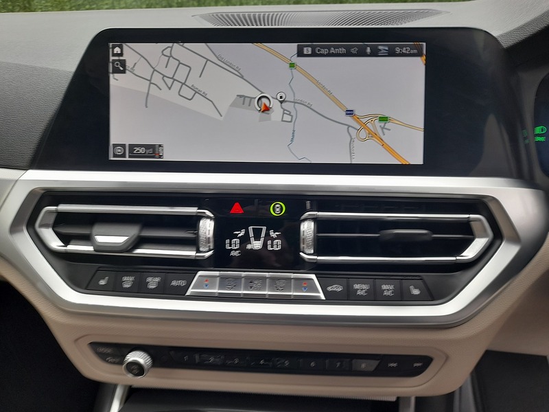 BMW 3 Series 330i M Sport - U150966