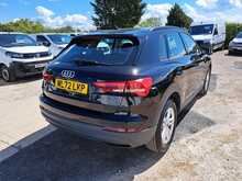 Audi Q3 TFSIe Technik - U150967