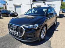 Audi Q3 TFSIe Technik - U150967