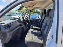 Renault Trafic dCi Blue LL30 Advance - U150973