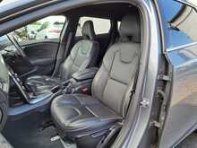 Volvo V40 T3 R-Design Edition - U150979