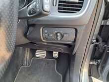 Volvo V40 T3 R-Design Edition - U150979